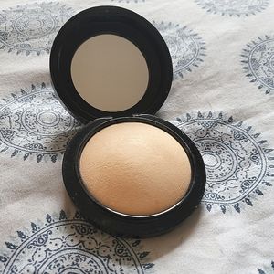 Mac Mineralize Skinfinish natural- Light Plus